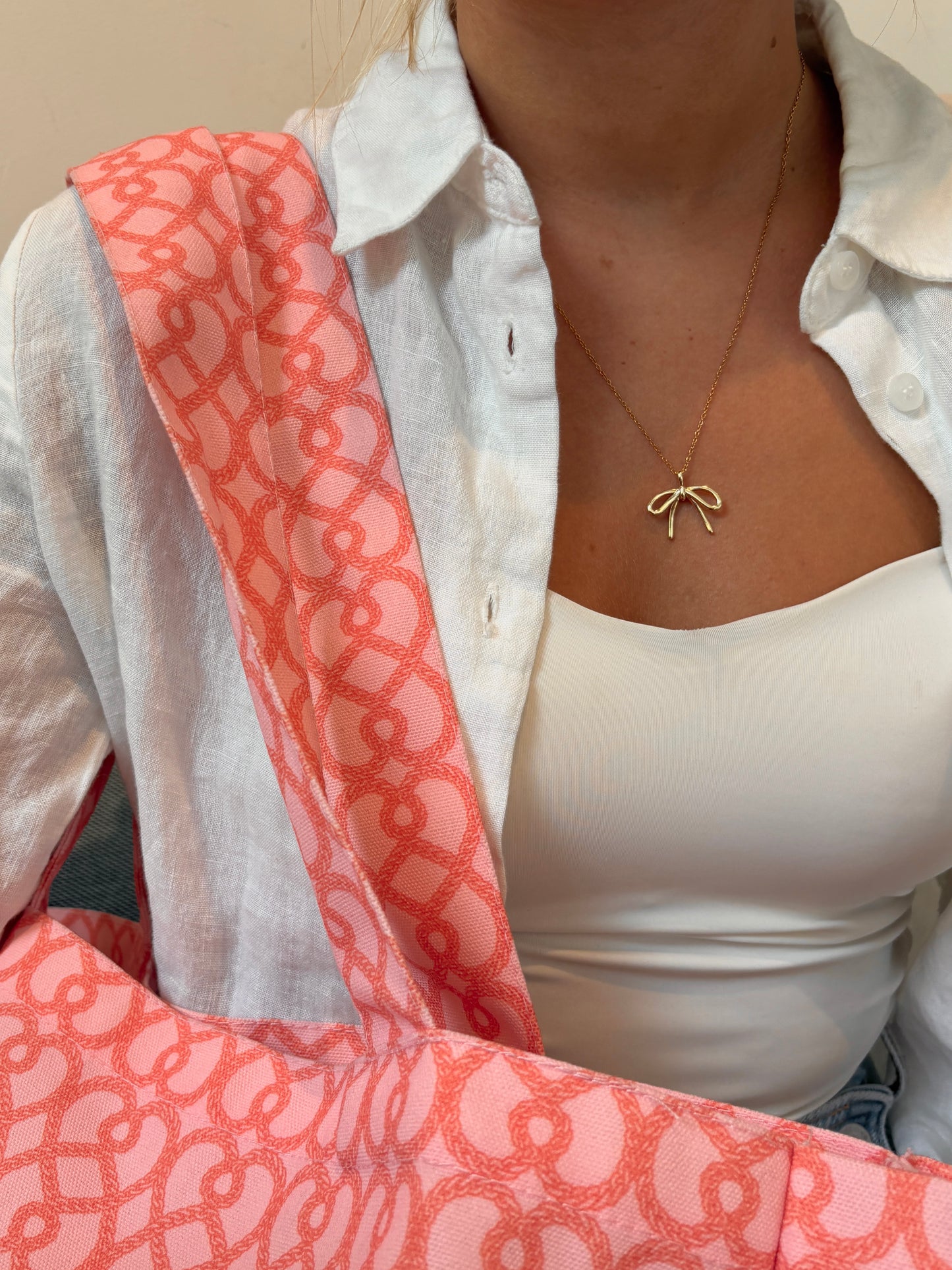 Bow & Glow Necklace