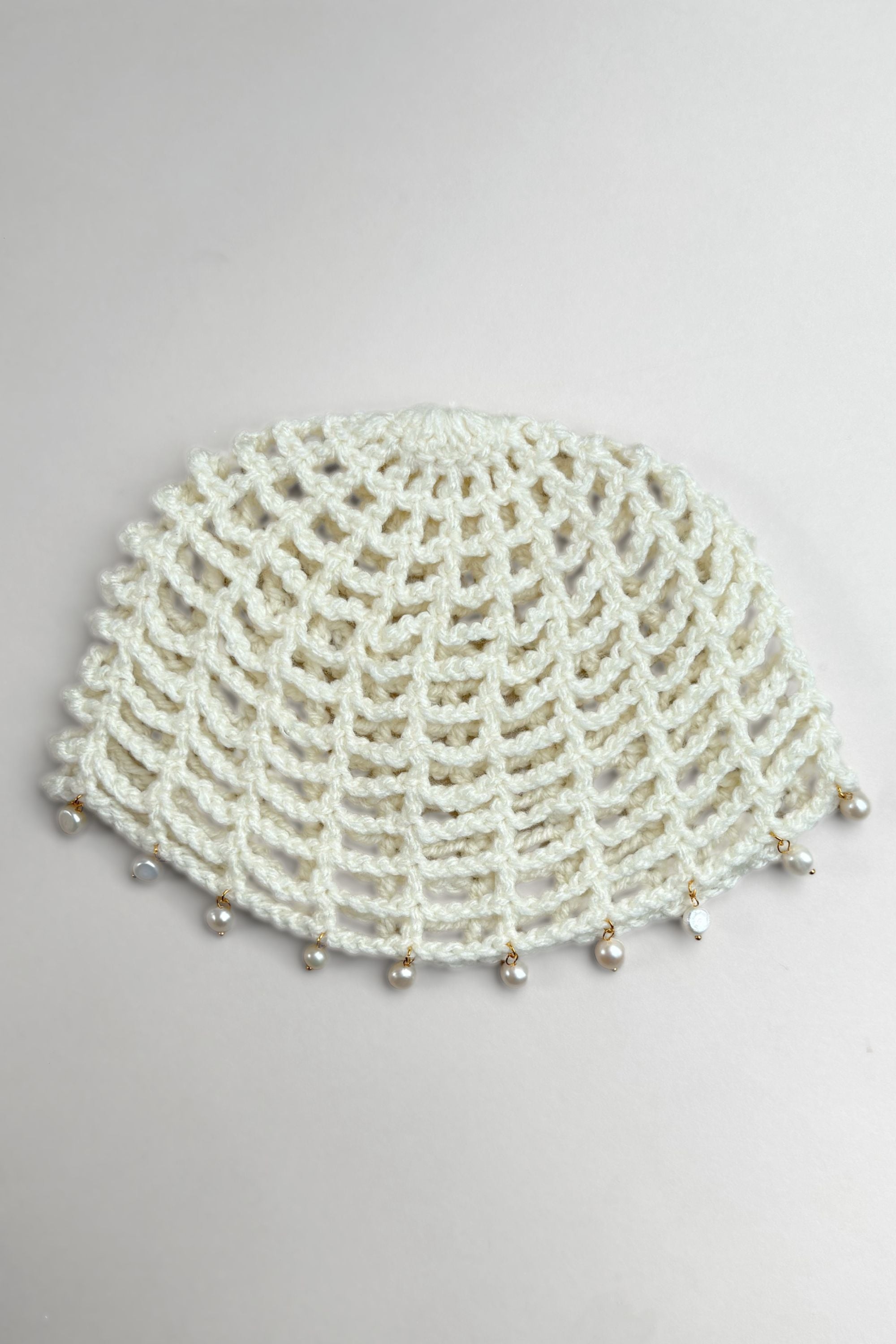 Crochet Mesh Hat White Pearls